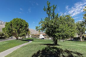 Travelodge by Wyndham Palm Springs