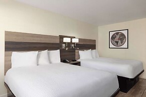 Ramada by Wyndham Kingman