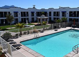 Ramada by Wyndham Kingman