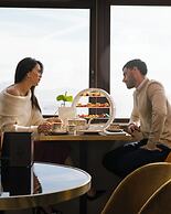 De Bonart Naples, Curio Collection by Hilton