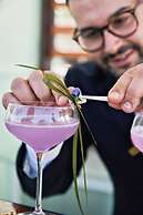 De Bonart Naples, Curio Collection by Hilton