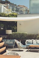 De Bonart Naples, Curio Collection by Hilton