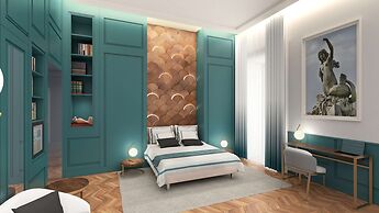 De Bonart Naples, Curio Collection by Hilton