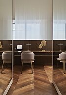 De Bonart Naples, Curio Collection by Hilton
