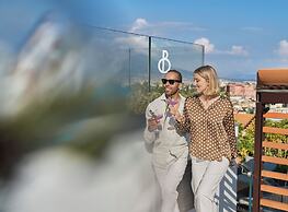 De Bonart Naples, Curio Collection by Hilton