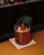 De Bonart Naples, Curio Collection by Hilton