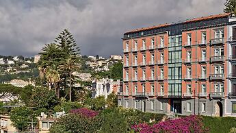 De Bonart Naples, Curio Collection by Hilton