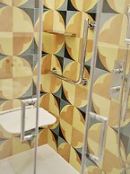 De Bonart Naples, Curio Collection by Hilton