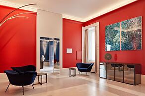 De Bonart Naples, Curio Collection by Hilton