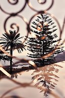 De Bonart Naples, Curio Collection by Hilton