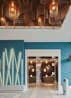 De Bonart Naples, Curio Collection by Hilton