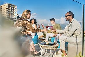 De Bonart Naples, Curio Collection by Hilton