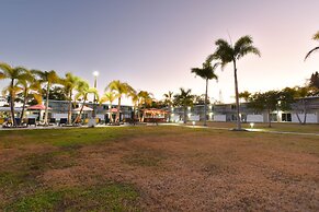 Golden Host Resort - Sarasota