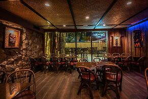 Golden Host Resort - Sarasota