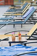 Golden Host Resort - Sarasota