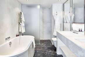 The Connaught, Maybourne