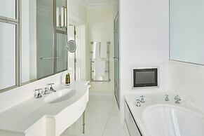 The Connaught, Maybourne