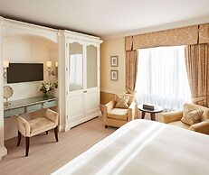 The Connaught, Maybourne