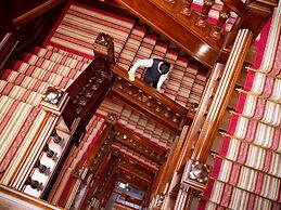 The Connaught, Maybourne