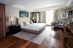 The Connaught, Maybourne