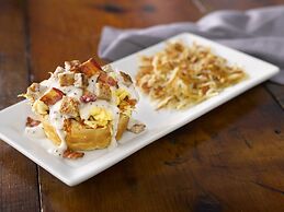 Holiday Inn Toronto Airport East by IHG