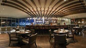 Crowne Plaza Lombard Downers Grove by IHG