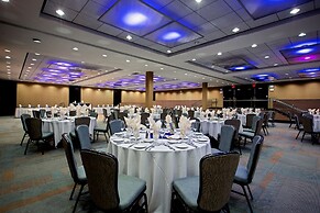 Crowne Plaza Lombard Downers Grove by IHG