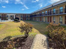 Quality Inn Elizabeth City near University