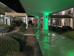 Quality Inn Elizabeth City near University