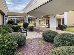 Quality Inn Elizabeth City near University