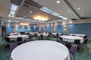 Howard Johnson Hotel & Conference Center by Wyndham Salem