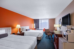Howard Johnson Hotel & Conference Center by Wyndham Salem