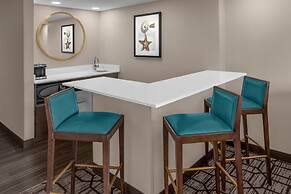 DoubleTree by Hilton Lubbock University Area