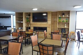 Country Inn & Suites by Radisson Indianapolis East