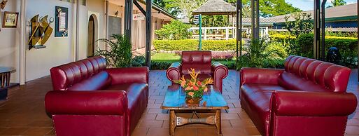 Tanoa Skylodge Hotel