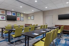 Holiday Inn Express Windsor Waterfront by IHG