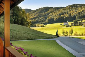 Arabella Jagdhof Resort am Fuschlsee, a Tribute Portfolio Hotel