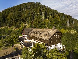 Arabella Jagdhof Resort am Fuschlsee, a Tribute Portfolio Hotel