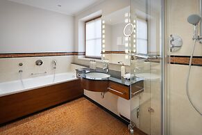 Arabella Jagdhof Resort am Fuschlsee, a Tribute Portfolio Hotel