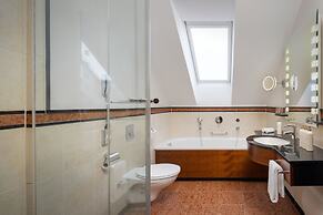 Arabella Jagdhof Resort am Fuschlsee, a Tribute Portfolio Hotel