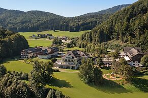 Arabella Jagdhof Resort am Fuschlsee, a Tribute Portfolio Hotel