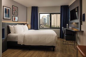 DoubleTree by Hilton Rotterdam Centre