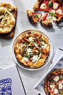 DoubleTree by Hilton Rotterdam Centre