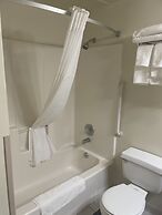 Quality Inn & Suites Longview Kelso