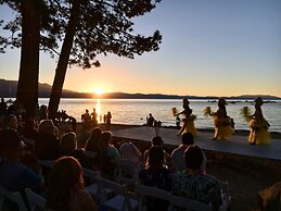 Beach Retreat & Lodge at Tahoe