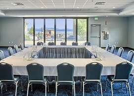 Beach Retreat & Lodge at Tahoe