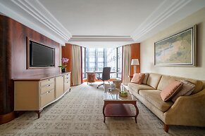 Kowloon Shangri-La, Hong Kong