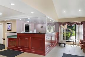 All Seasons Inn & Suites Smithfield Providence