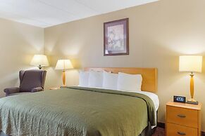All Seasons Inn & Suites Smithfield Providence