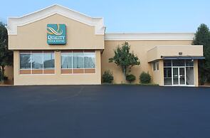Quality Inn & Suites